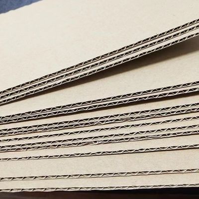 B C E F Флейтовый картонные гофрированные листы 3 слоя 5 слоев специальная толщина / размер
